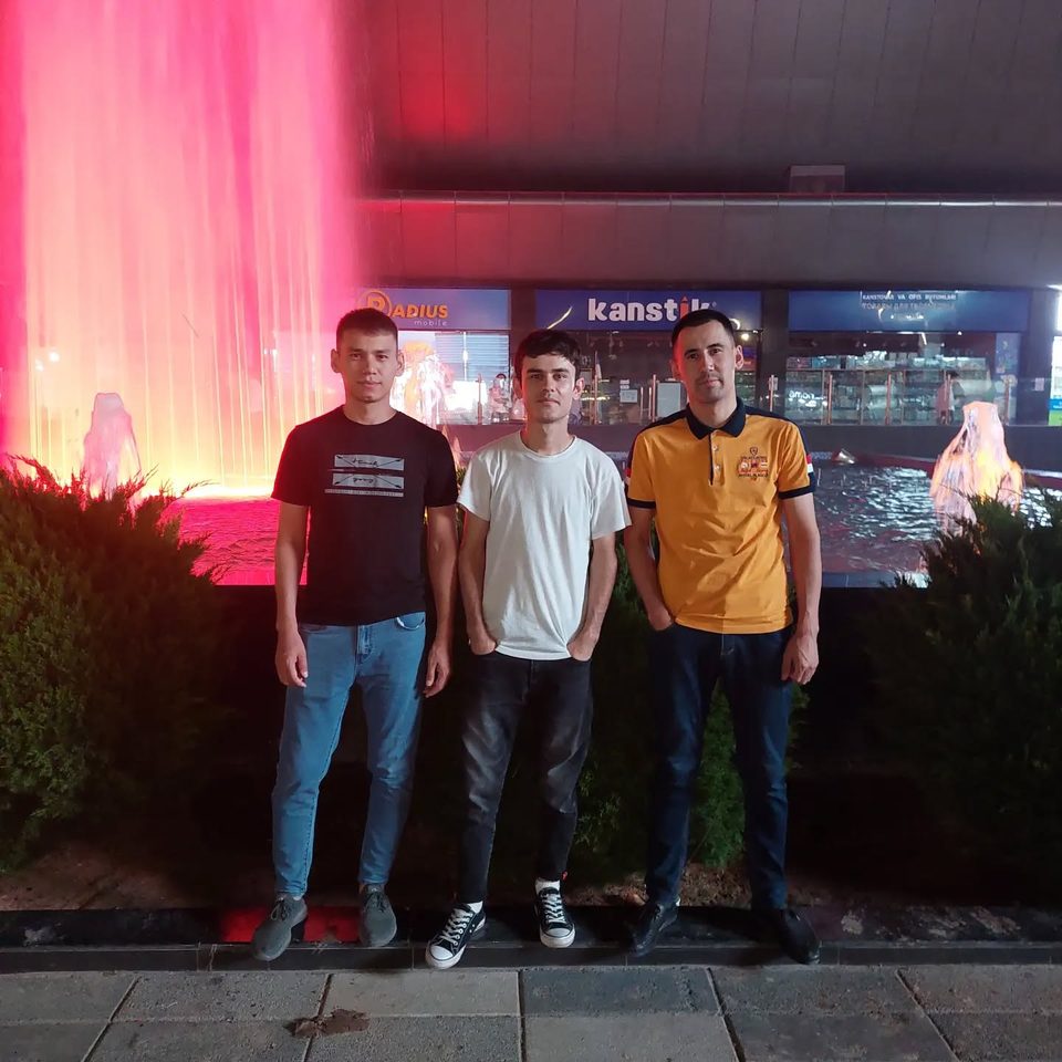 TATU bilan bog'liq "Hayr maktab" kechasiga oid rasm