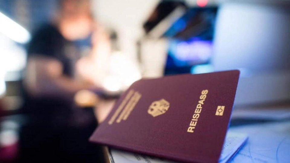 Russians are acquiring German citizenship en masse — 1